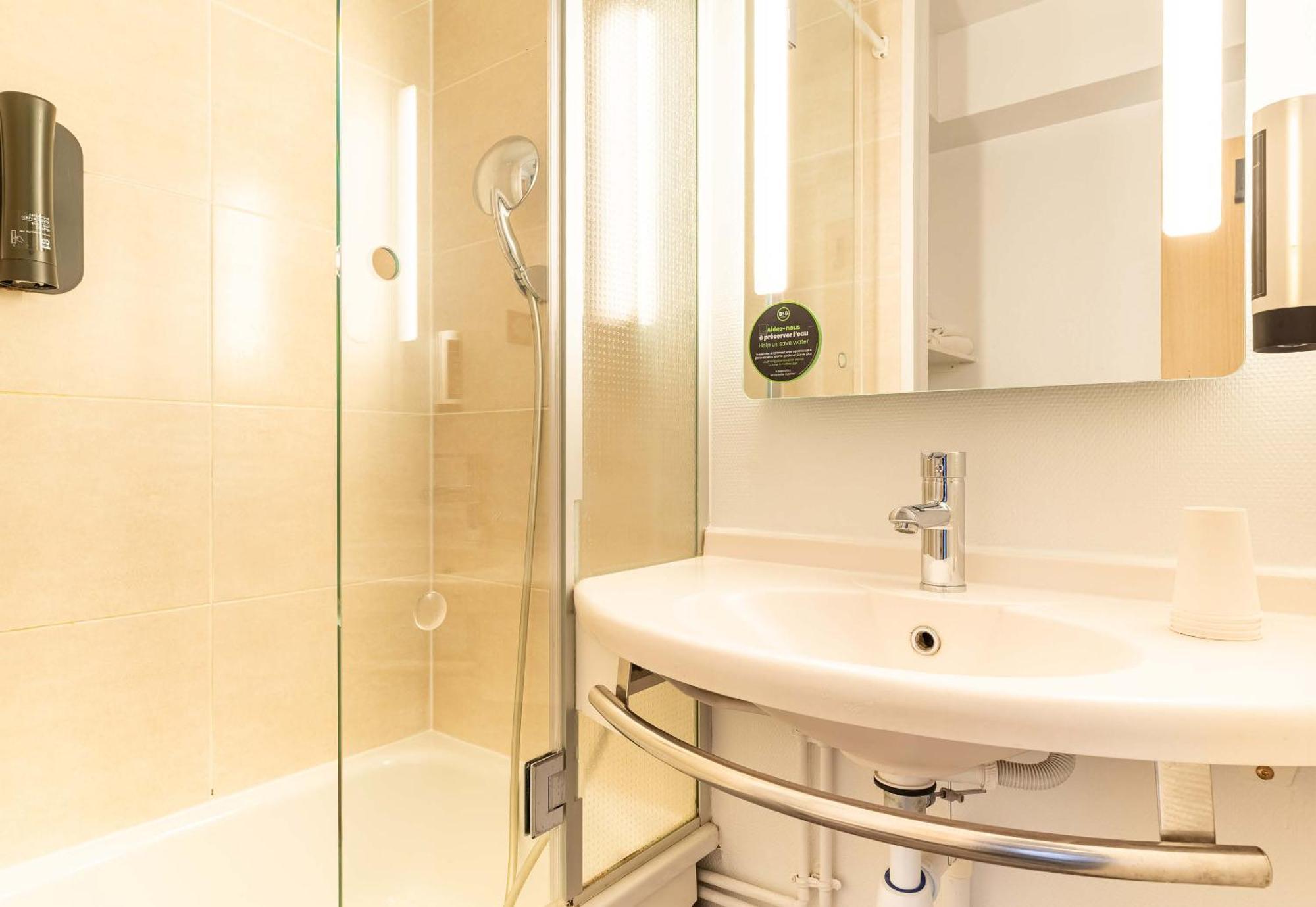 B&B Hotel Nantes Atlantis Le Zenith Saint-Herblain Εξωτερικό φωτογραφία